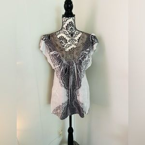 One World Women’s White Black Dotted Metallic Short Cap Sleeve V-Neck Top